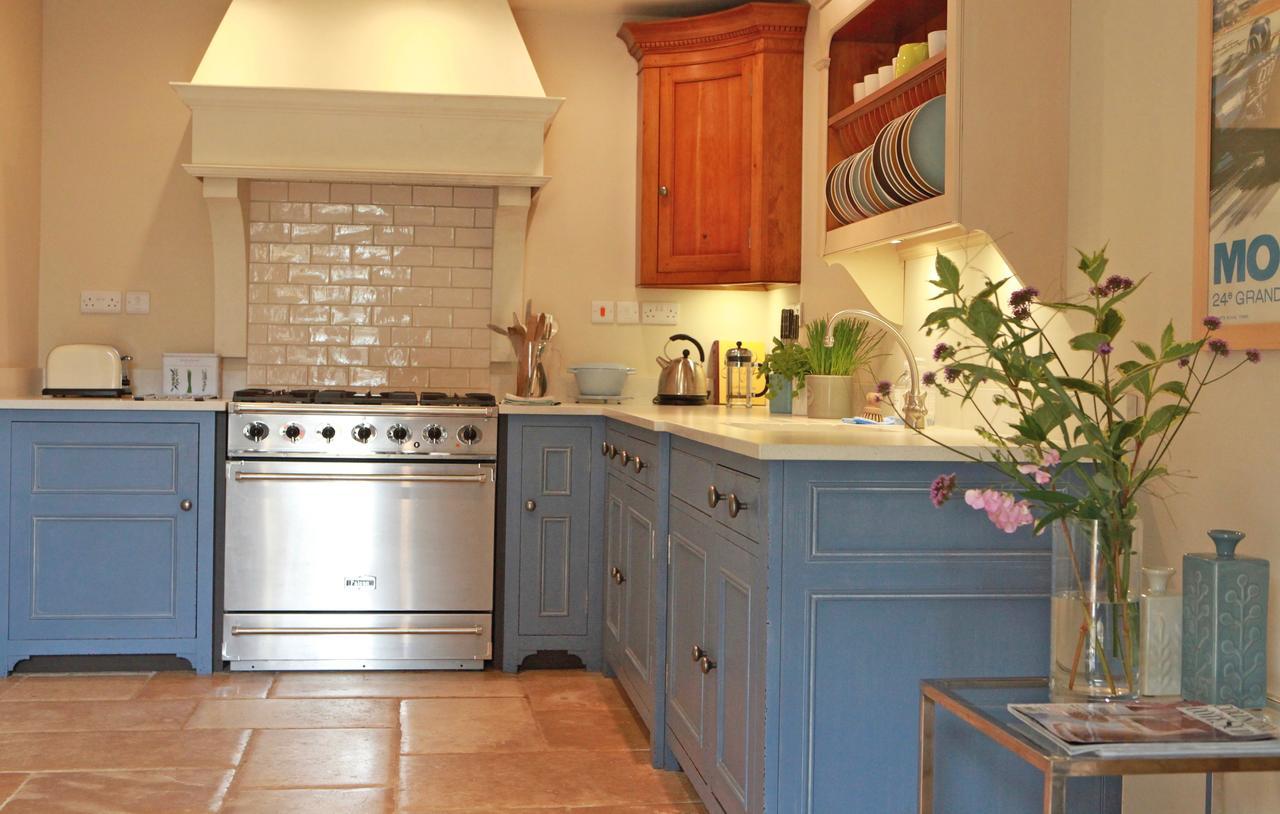 Oundle Bespoke Apartments Esterno foto